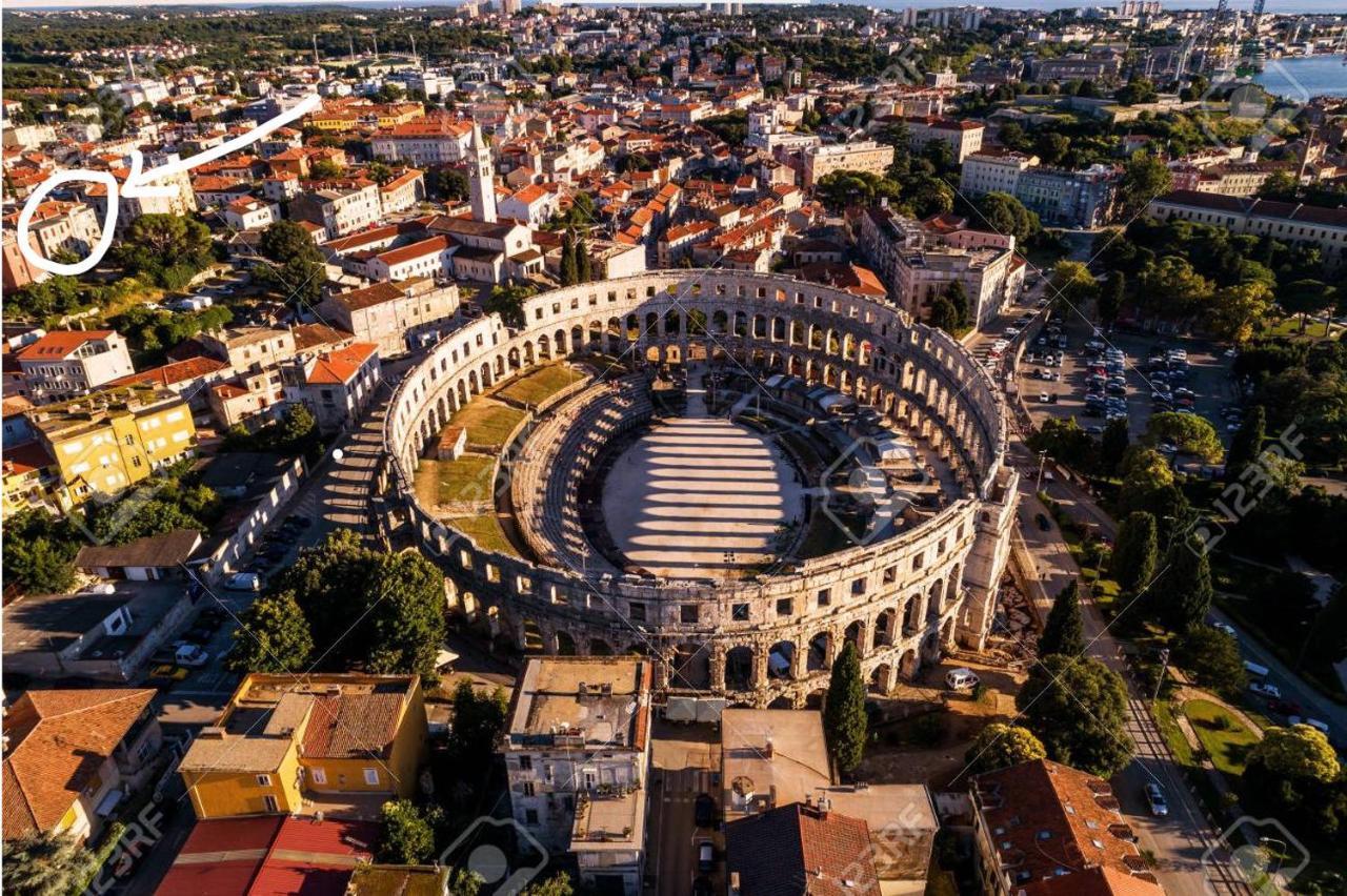 Pula Center Arena Belvedere Apartments And Rooms エクステリア 写真